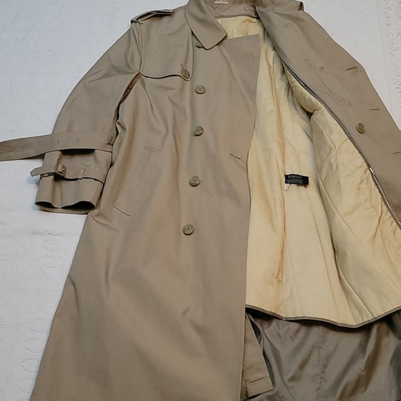 Vintage Oleg Cassini trench coat tan khaki 44 Reg - Picture 10 of 12